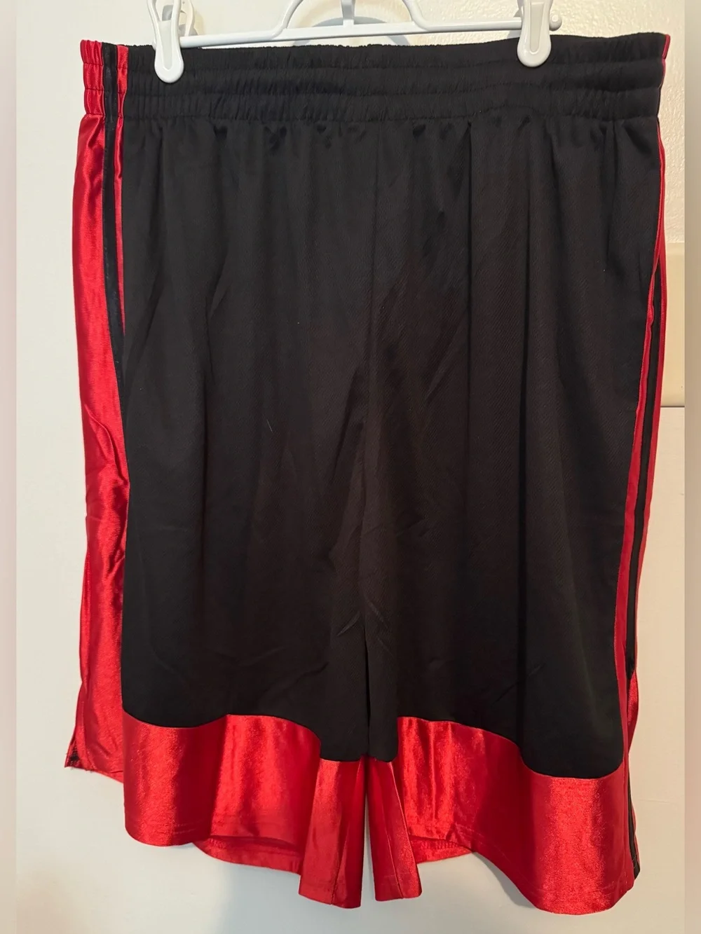 Men's XL Black and Red Athletic Shorts - NWT
